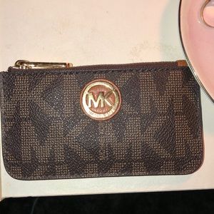 Michael Kors change purse